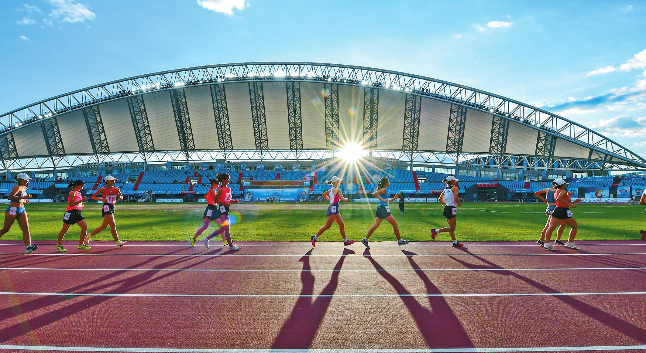 用泡沫塑料在體育場地中創新,秦風的回收解決方案