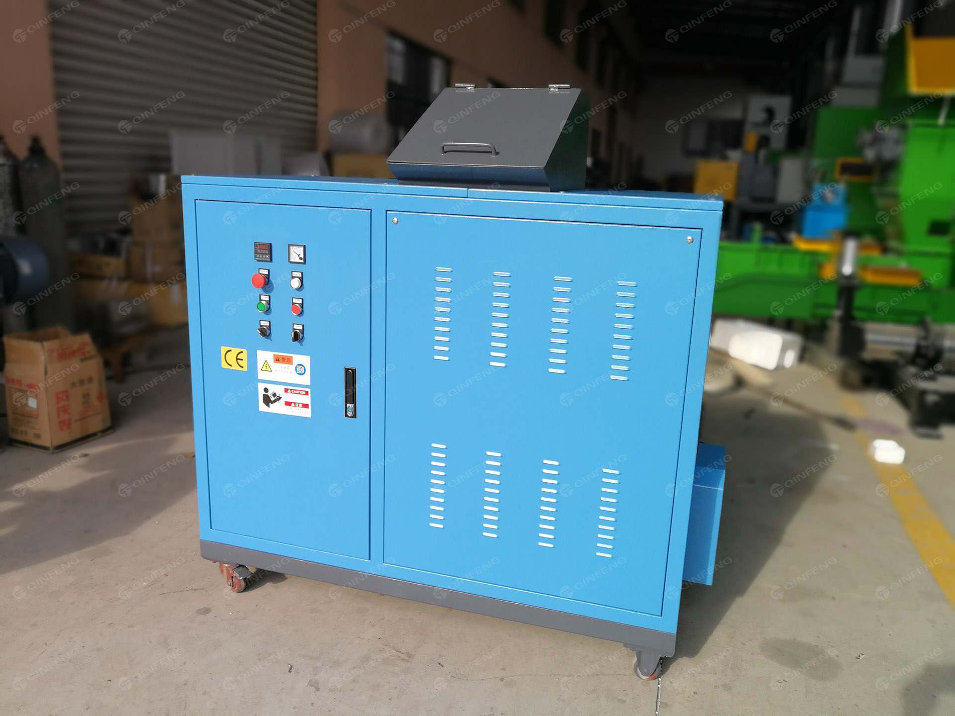 秦風塑料熱熔機:小巧機器,大力減塑